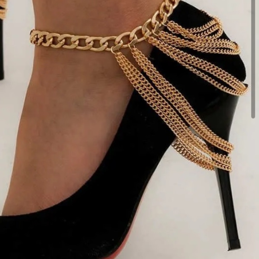 Ankle bracelet